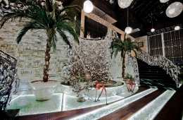 English garden bar Fusion Royal Castle (3)