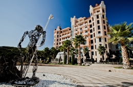 Exterior Royal Castle (7)
