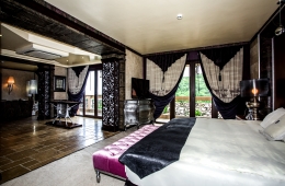 Studio-Deluxe-Royal-Castle-10